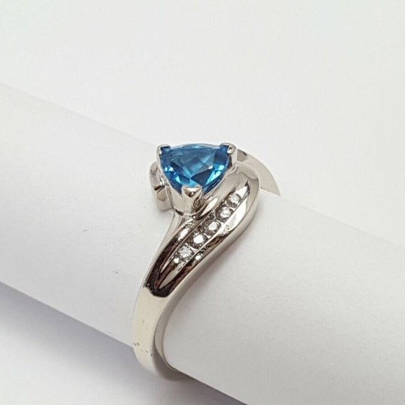 Elegant 10K Karat Solid White Gold Blue Topaz & Diamond Ring - Size 7 - Nice! - Picture 4 of 11